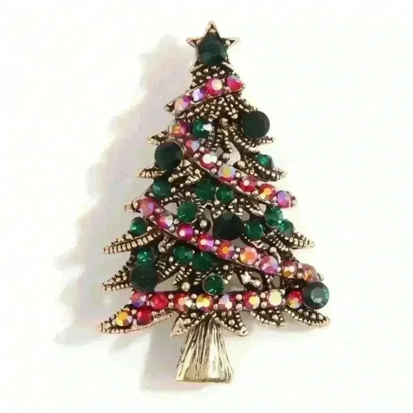 Jewelry - BNIB Christmas Tree Brooch/Pendant w Full Rhinestones Gold Tone Festive Vintage